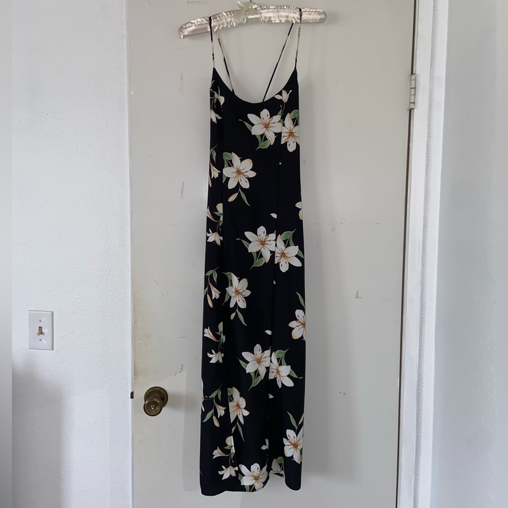 Tie-back floral dress